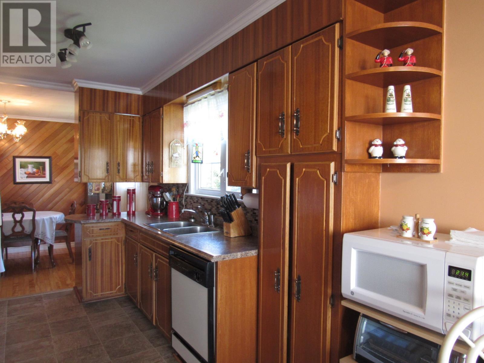 31 Hillcrest Road, Corner Brook, NL - Indoor Photo Showing Kitchen With Double Sink