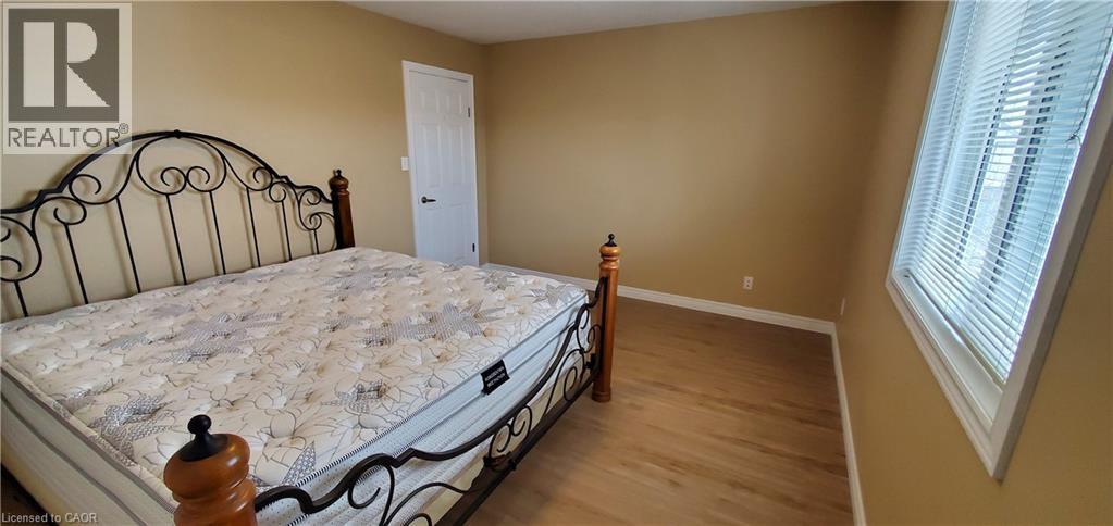 501 Blue Beech Boulevard Unit# B, Waterloo, ON - Indoor Photo Showing Bedroom