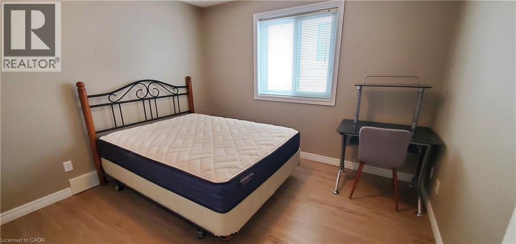 501 Blue Beech Boulevard Unit# B, Waterloo, ON - Indoor Photo Showing Bedroom