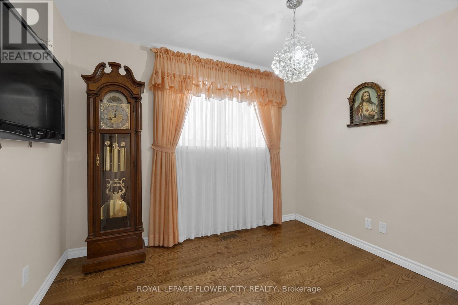 13 Bairstow Crescent, Halton Hills, ON - Indoor Photo Showing Other Room
