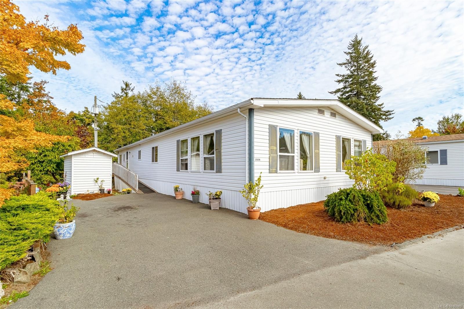 2574 Heron Way, Central Saanich, BC