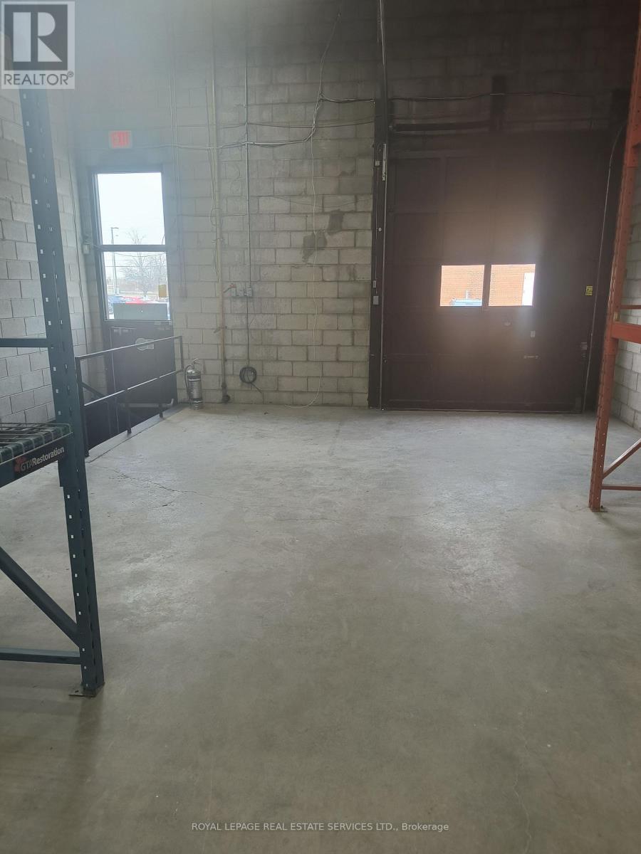 3 - 12 Upjohn Road, Toronto, ON