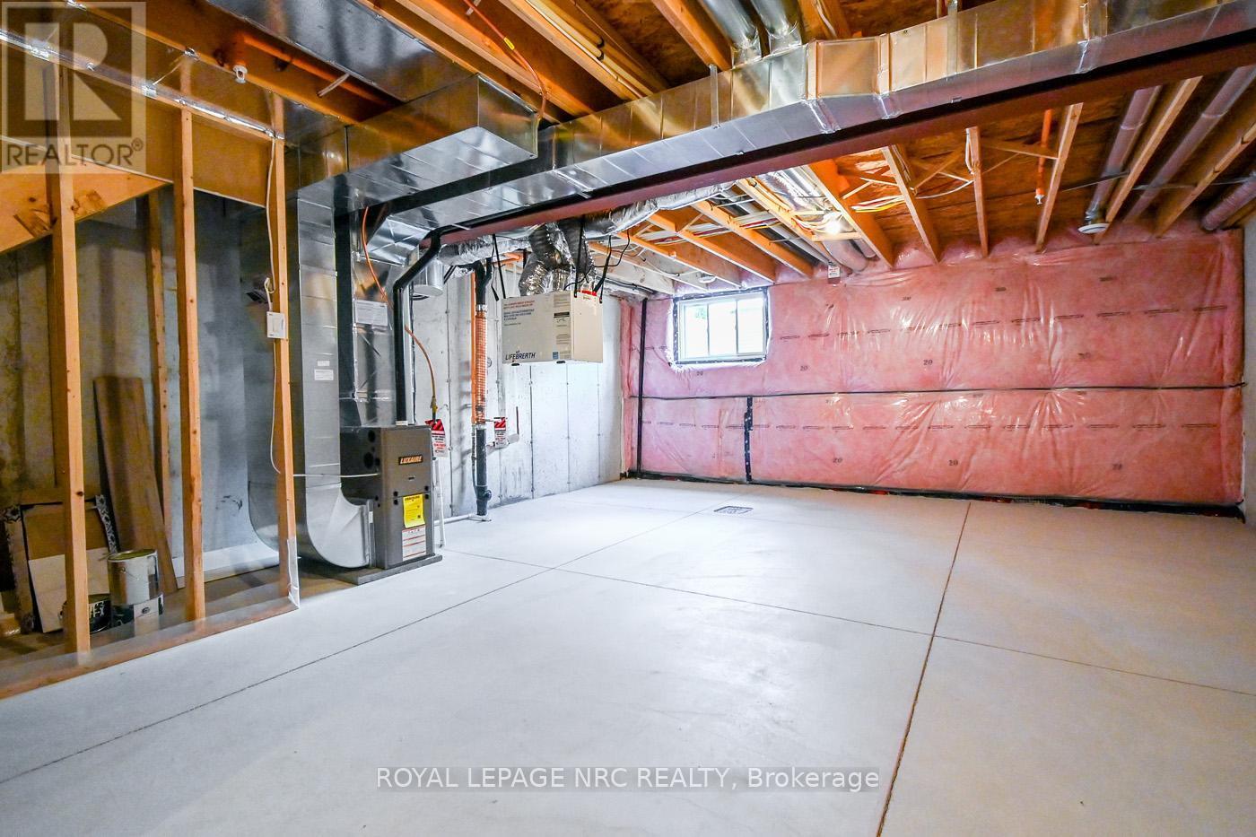 15 - 121A Moffatt Street, St. Catharines (Oakdale), ON - Indoor Photo Showing Basement