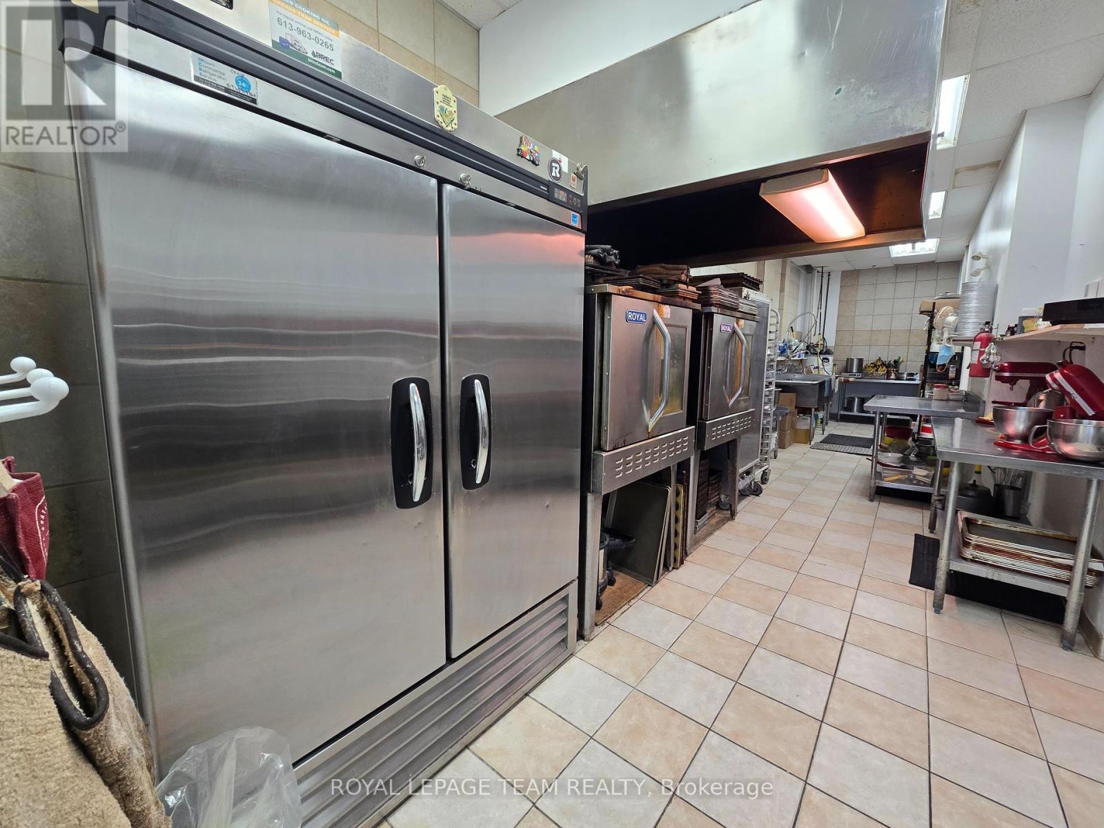 2 - 4055 Carling Avenue, Ottawa, ON