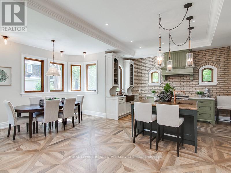 441 Oriole Parkway, Toronto, ON - Indoor Photo Showing Dining Room