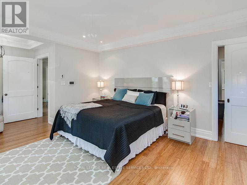 441 Oriole Parkway, Toronto, ON - Indoor Photo Showing Bedroom