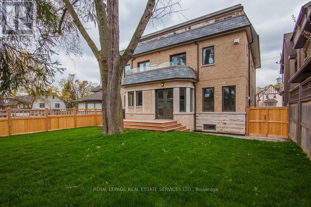 441 Oriole Parkway, Toronto, ON - Outdoor