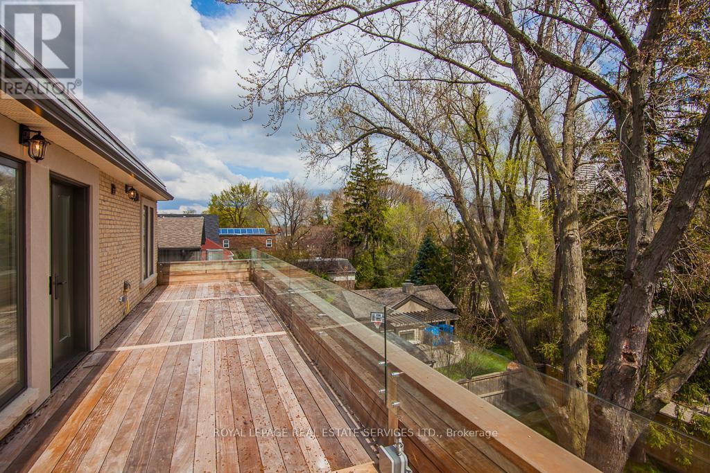 441 Oriole Parkway, Toronto, ON - Outdoor