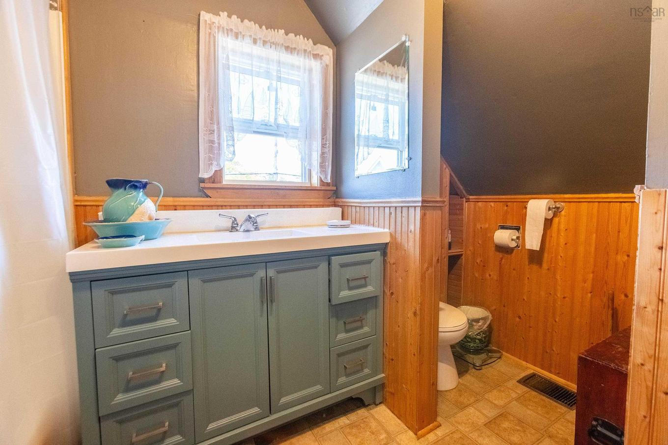 29 South Albion Street, Amherst, NS