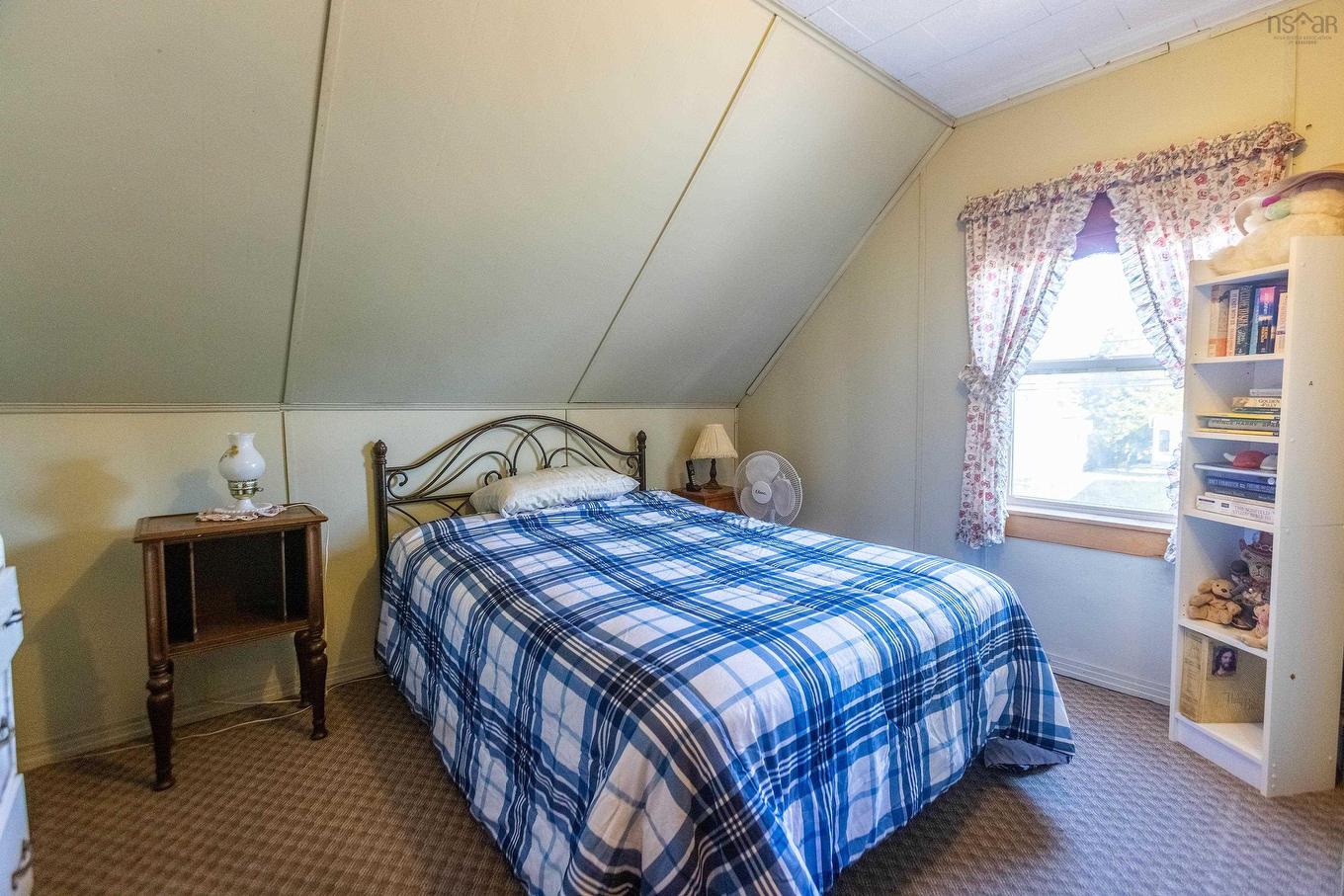 29 South Albion Street, Amherst, NS