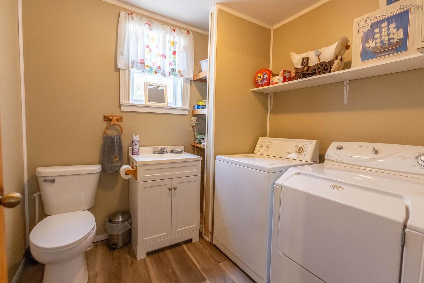 29 South Albion Street, Amherst, NS