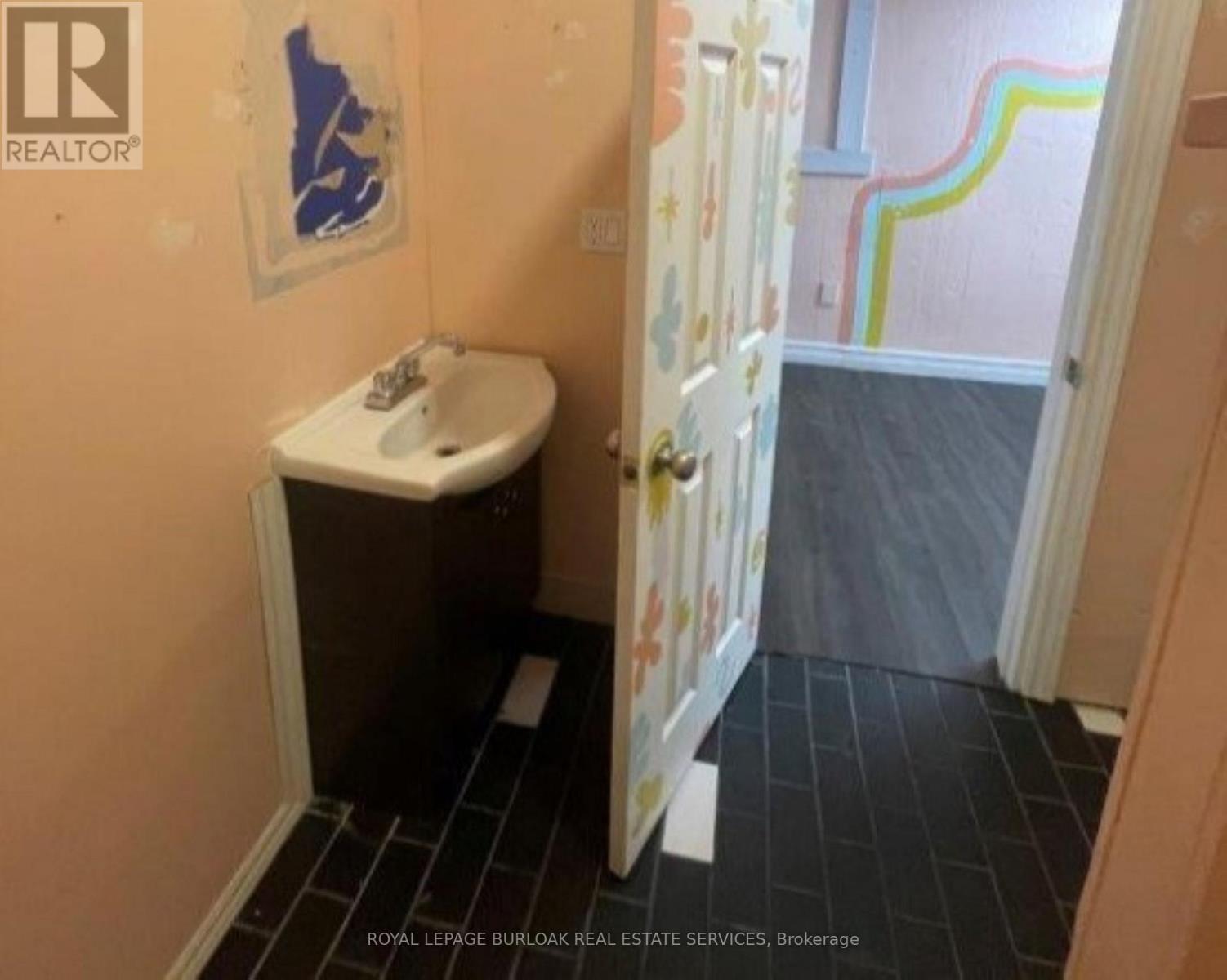 469-471 Pelissier Street, Windsor, ON