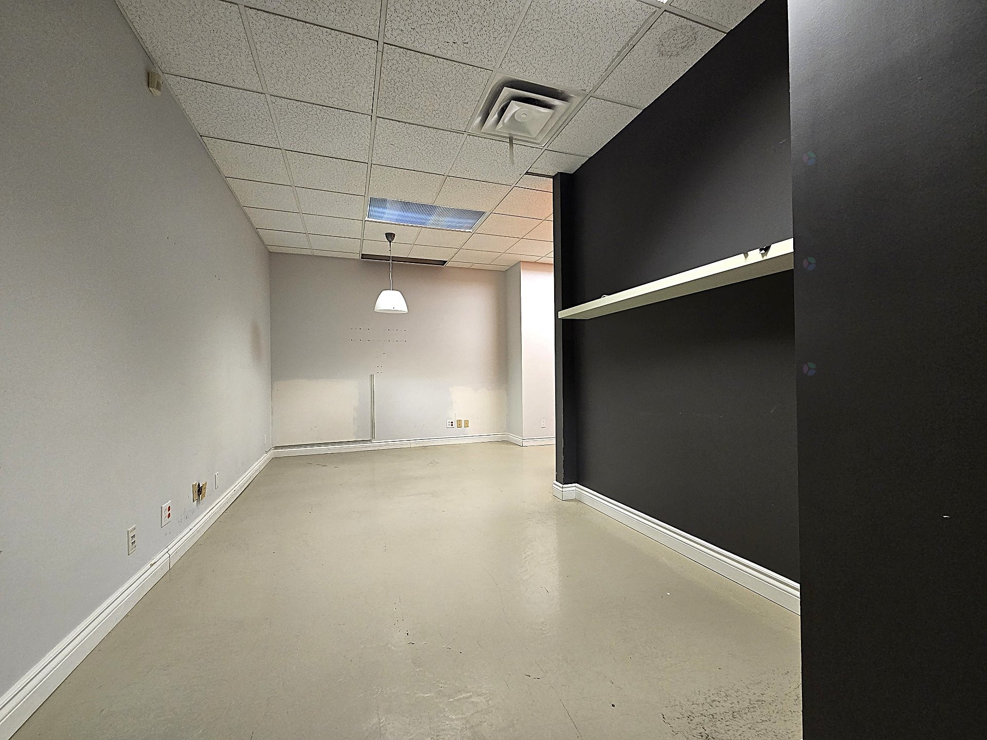 Kitchen - 200-515 Boul. De La Concorde O., Laval (Laval-Des-Rapides), QC - Indoor Photo Showing Other Room