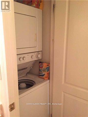 408 - 745 New Westminster Drive, Vaughan, ON - Indoor Photo Showing Laundry Room