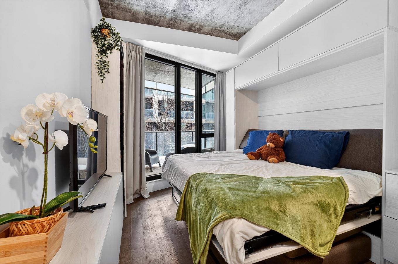 Bedroom - 222A-1550 Rue Des Bassins, Montréal (Le Sud-Ouest), QC - Indoor Photo Showing Bedroom