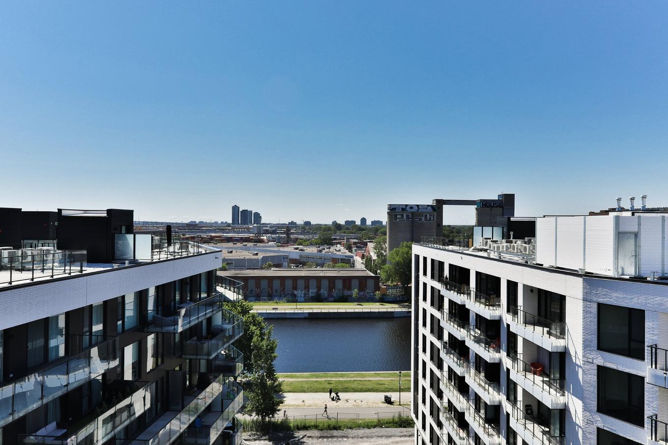 Water view - 222A-1550 Rue Des Bassins, Montréal (Le Sud-Ouest), QC - Outdoor With Balcony With View