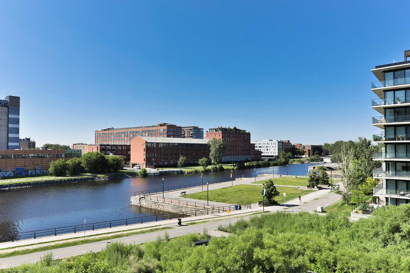 Water view - 222A-1550 Rue Des Bassins, Montréal (Le Sud-Ouest), QC - Outdoor With Body Of Water With View