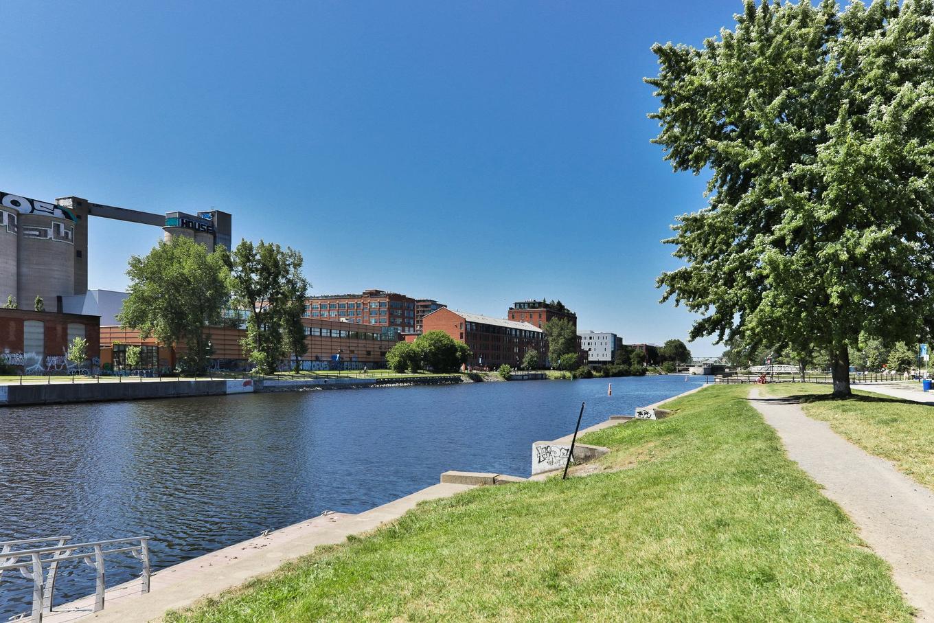 Water view - 222A-1550 Rue Des Bassins, Montréal (Le Sud-Ouest), QC - Outdoor With Body Of Water With View