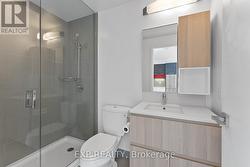 Sleep Bathroom & Shower -