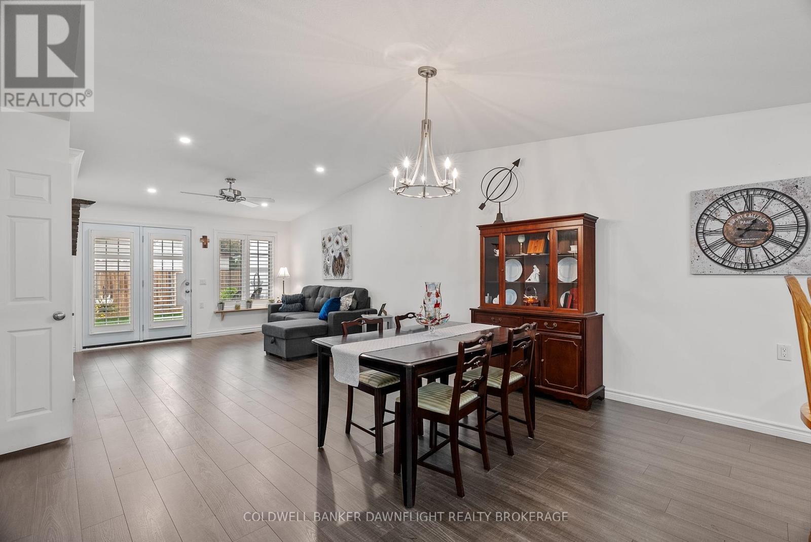 18 Devon Drive, South Huron (Exeter), ON - Indoor