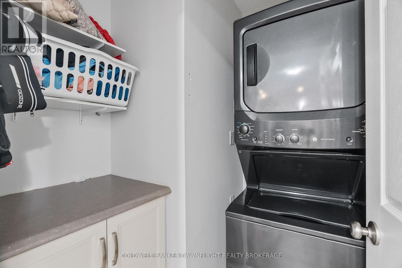 18 Devon Drive, South Huron (Exeter), ON - Indoor Photo Showing Laundry Room