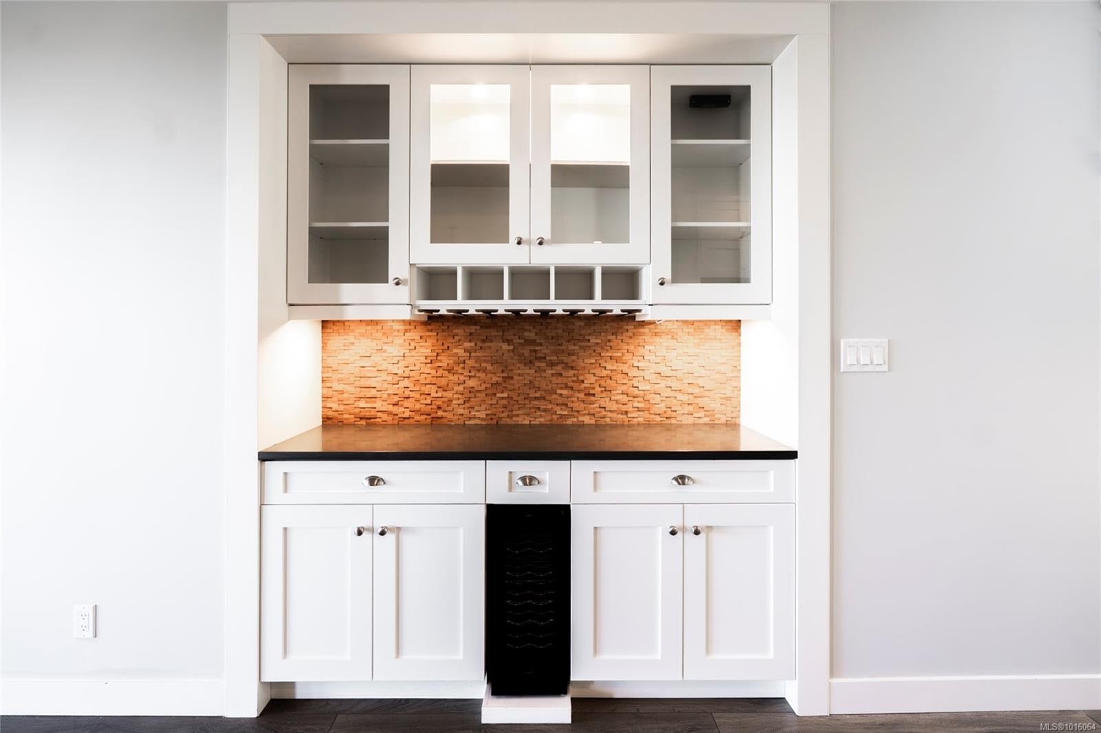 5791 Vanderneuk Rd, Nanaimo, BC