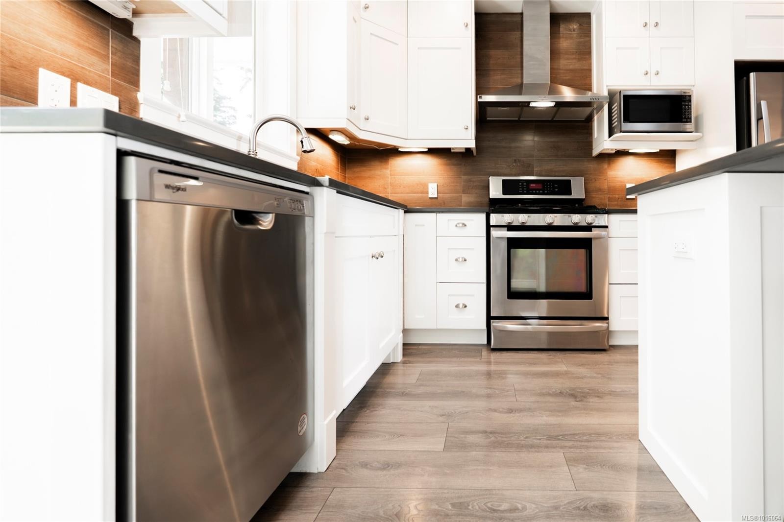 5791 Vanderneuk Rd, Nanaimo, BC