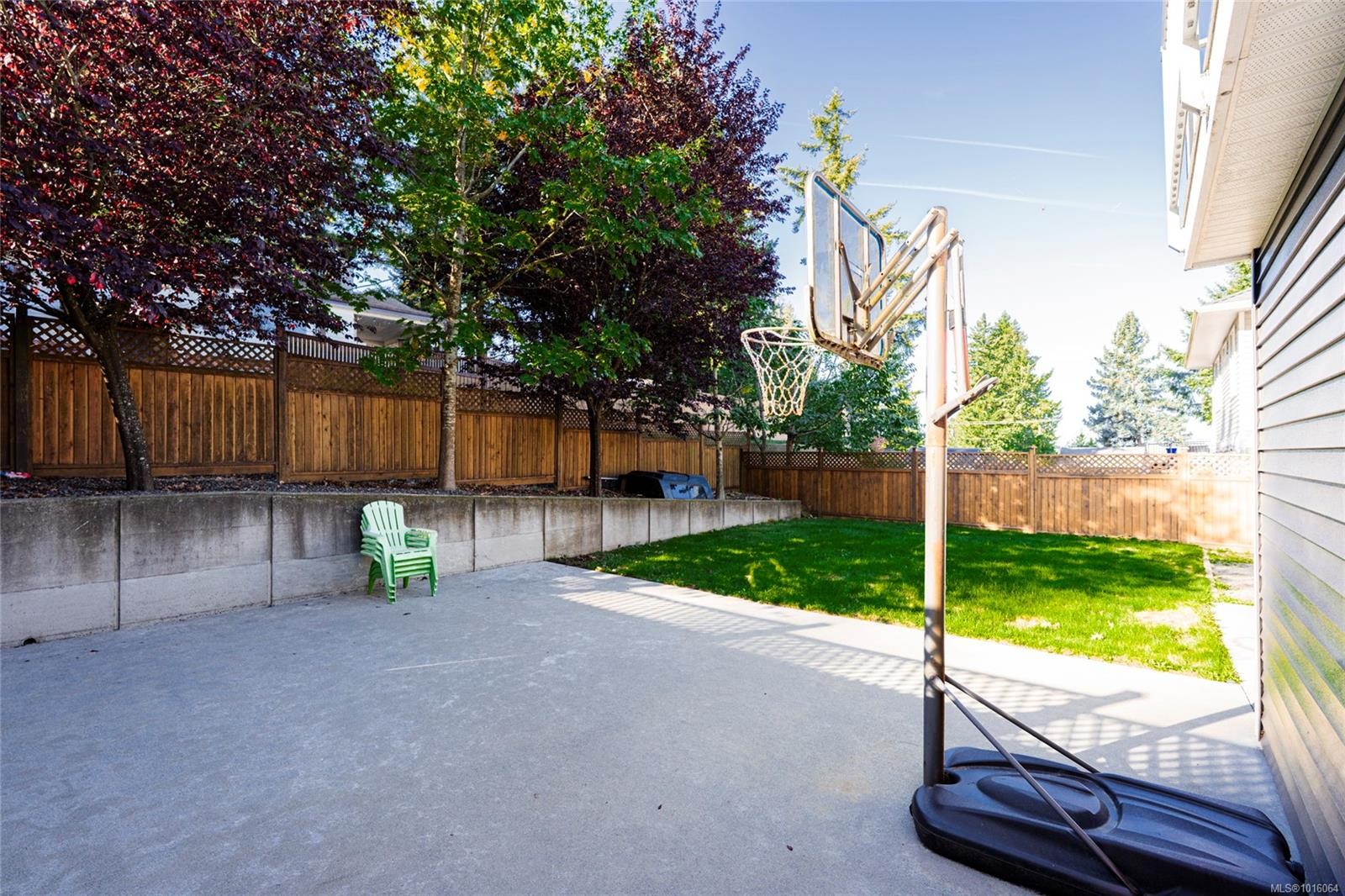 5791 Vanderneuk Rd, Nanaimo, BC