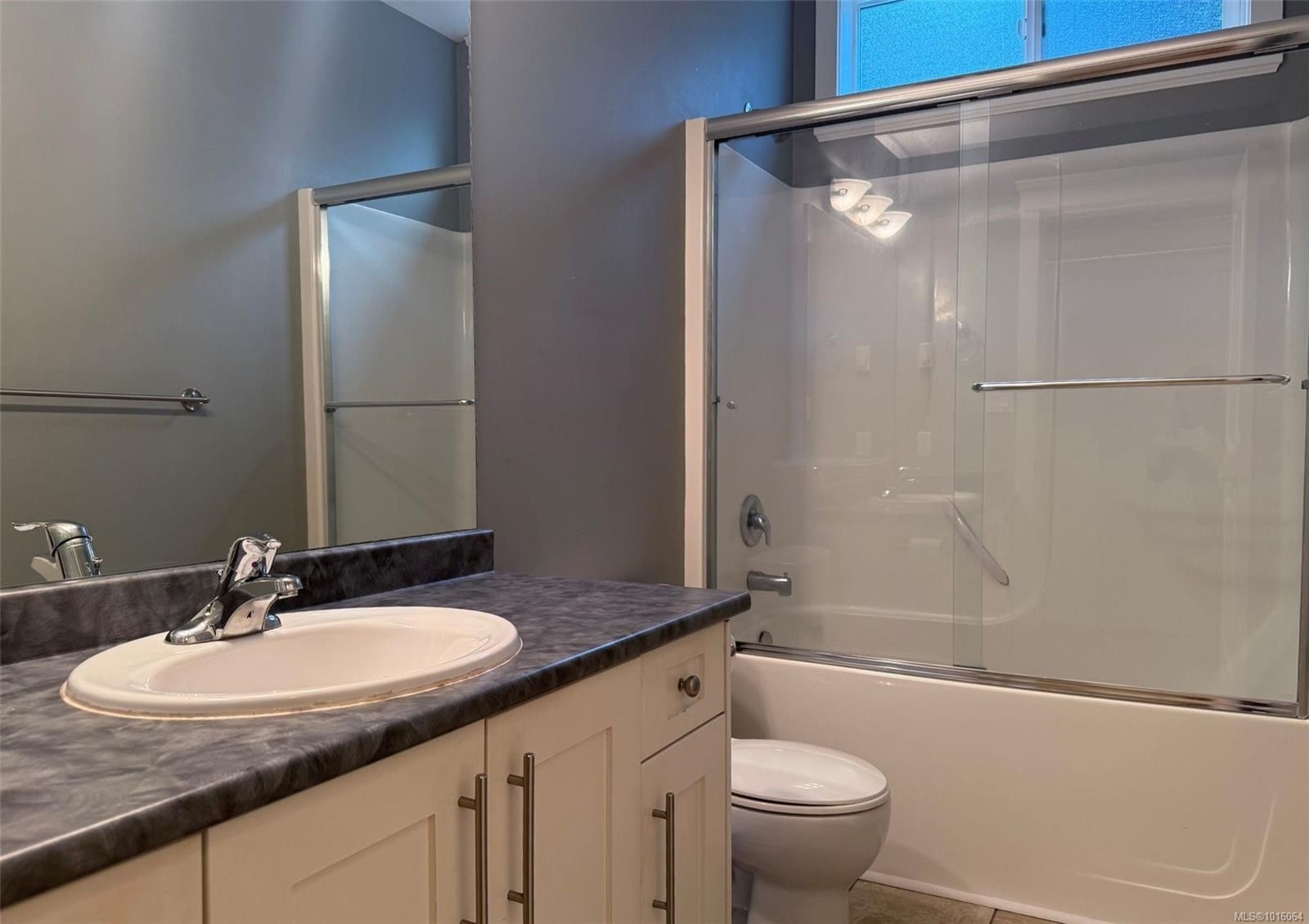 5791 Vanderneuk Rd, Nanaimo, BC