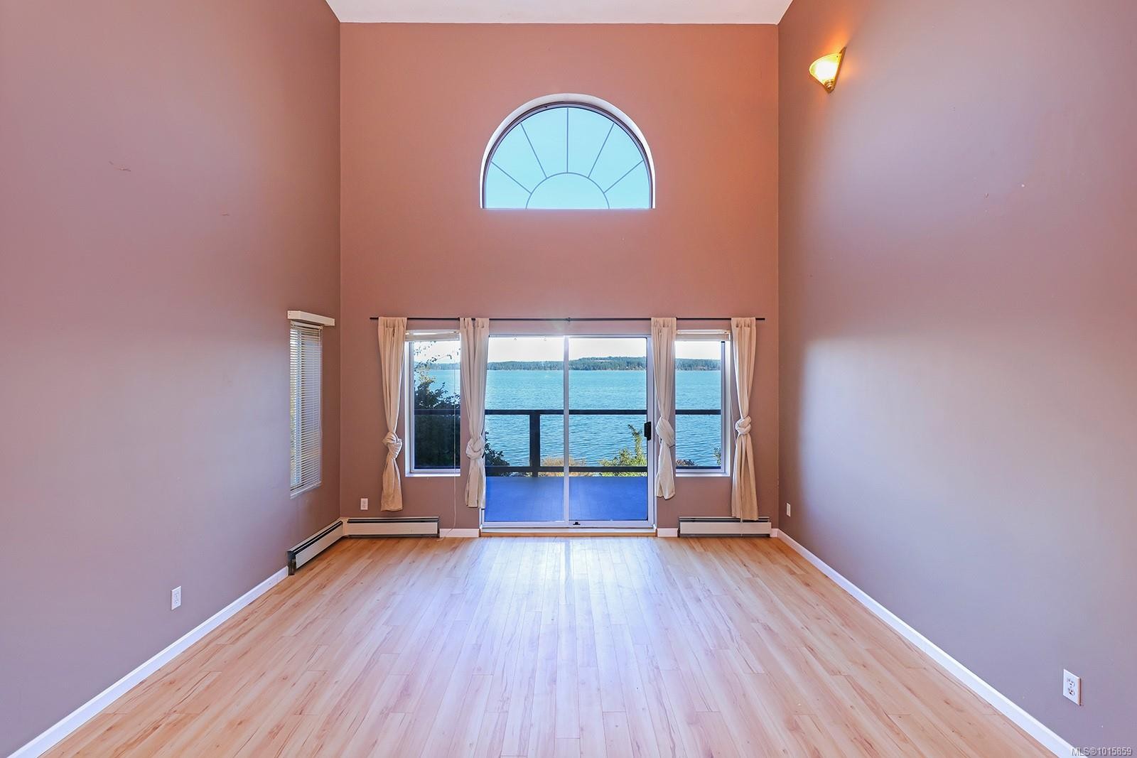 5650 Island Hwy South, Union Bay, BC