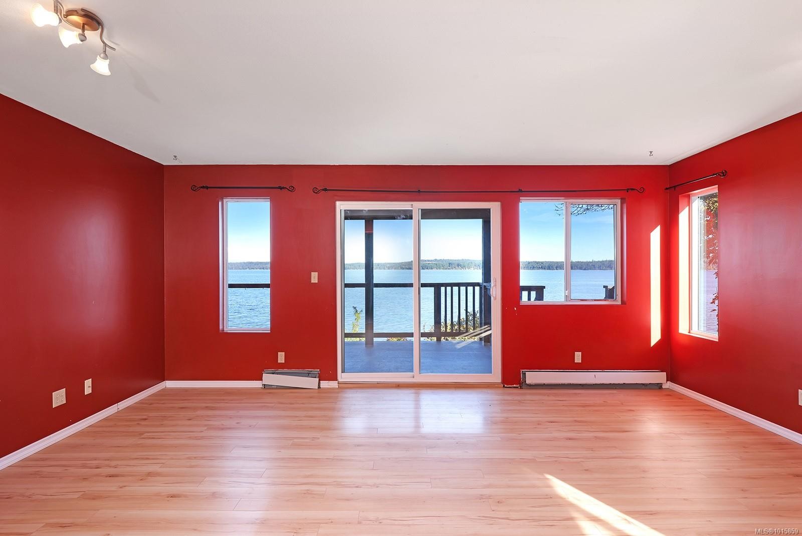 5650 Island Hwy South, Union Bay, BC