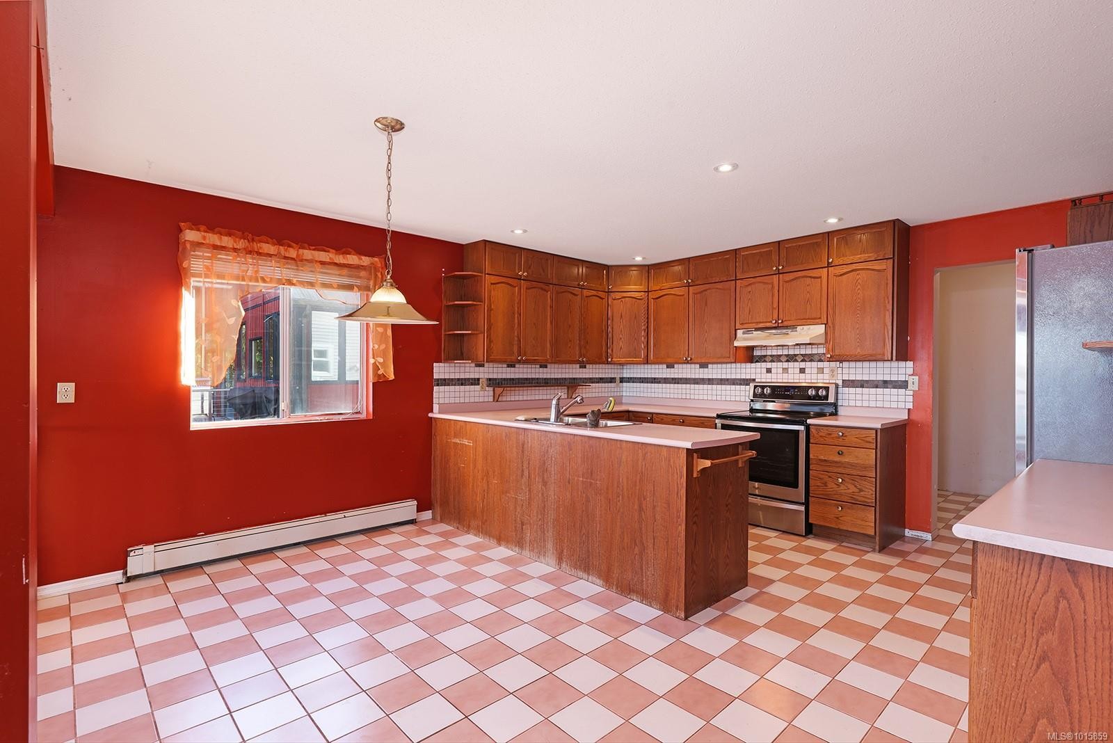 5650 Island Hwy South, Union Bay, BC