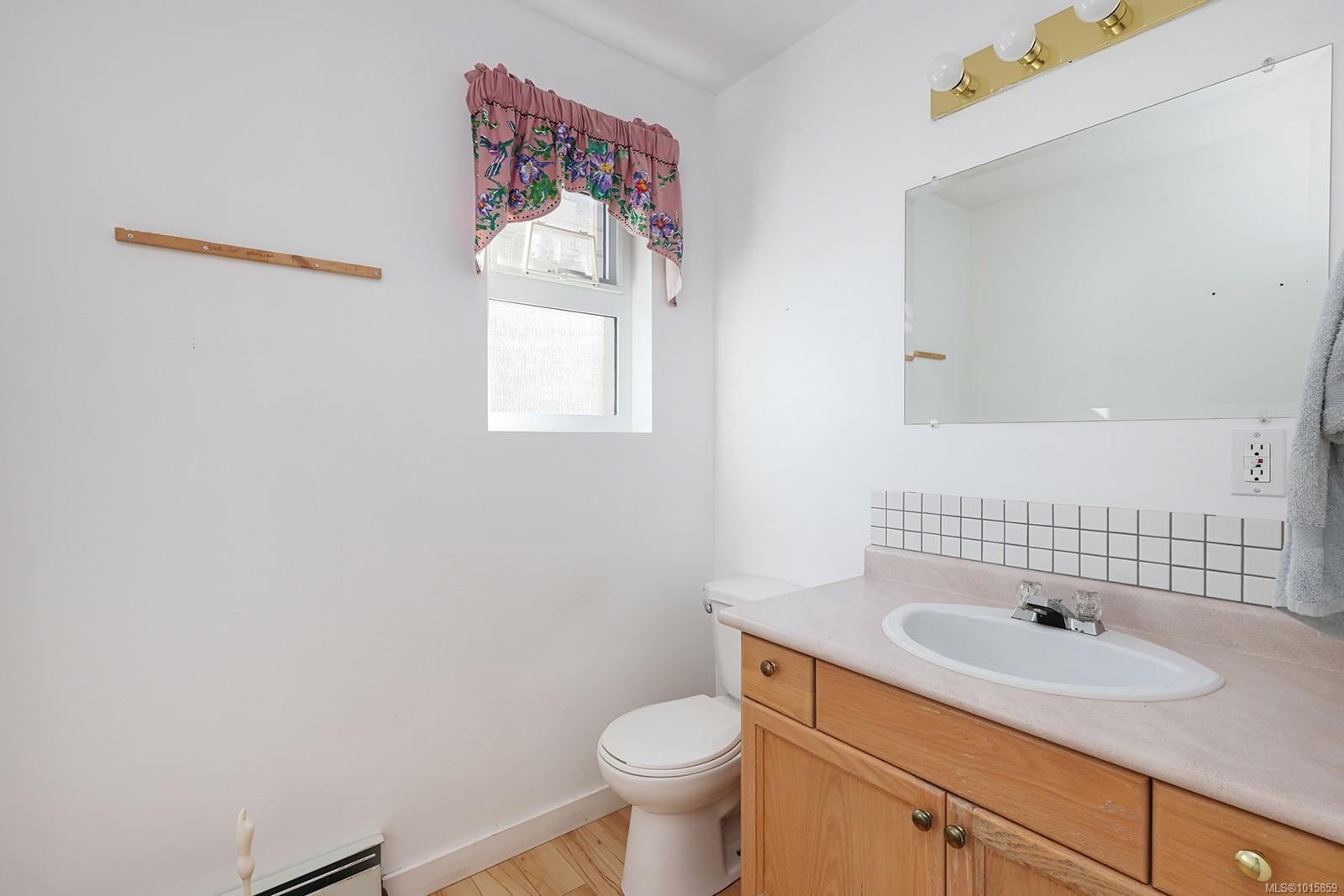 5650 Island Hwy South, Union Bay, BC