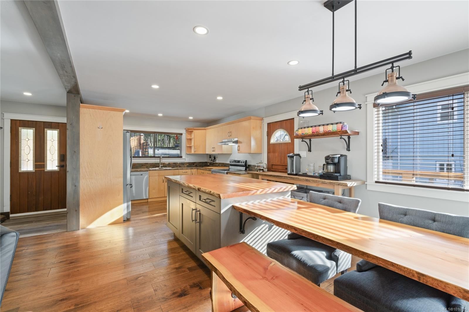 2450 Nanoose Rd, Nanoose Bay, BC