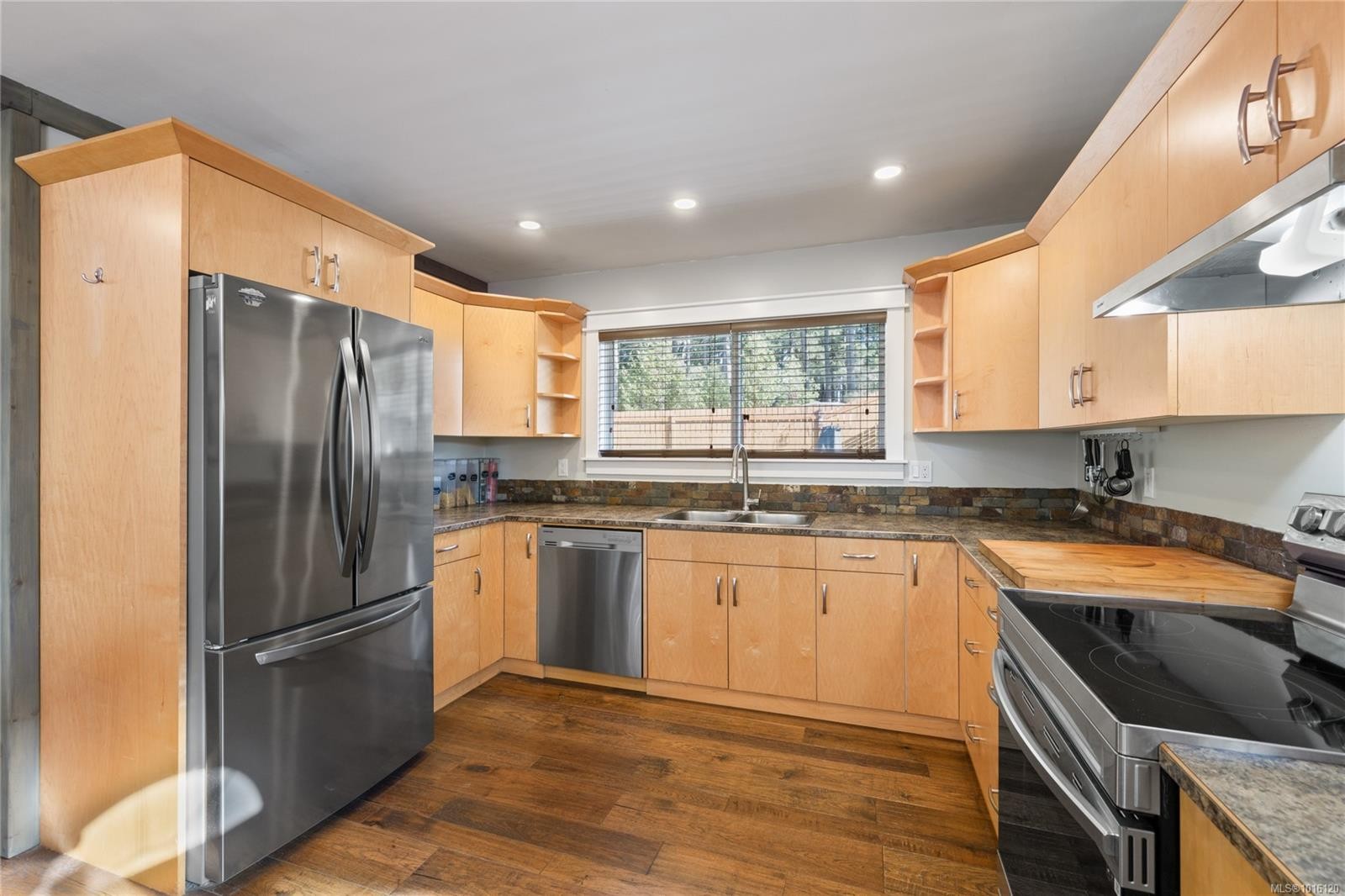 2450 Nanoose Rd, Nanoose Bay, BC