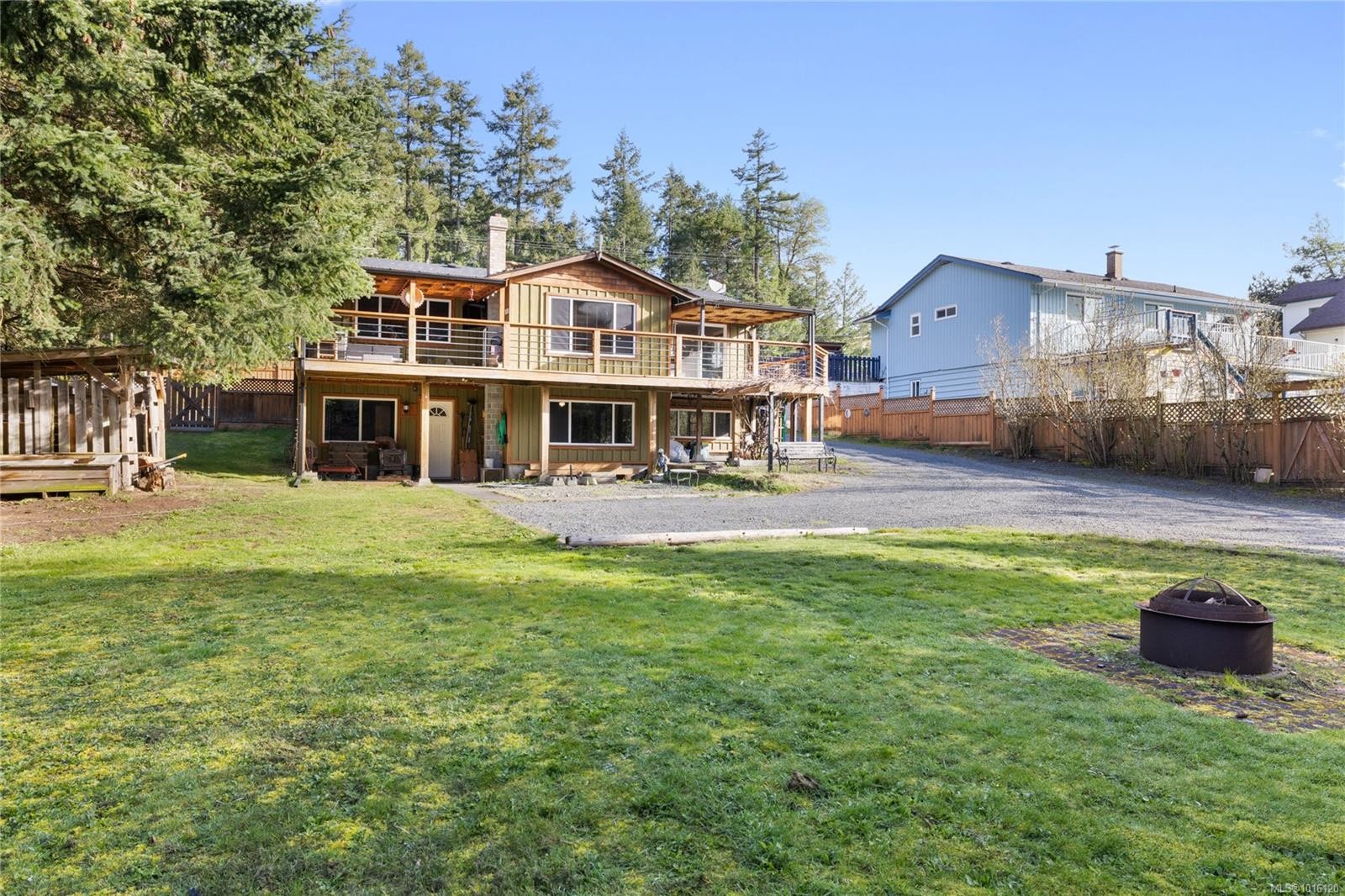 2450 Nanoose Rd, Nanoose Bay, BC