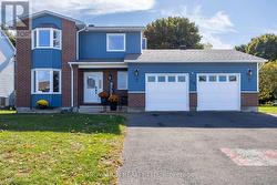 38 PATTERSON CRESCENT Carleton Place, ON K7C 4H3