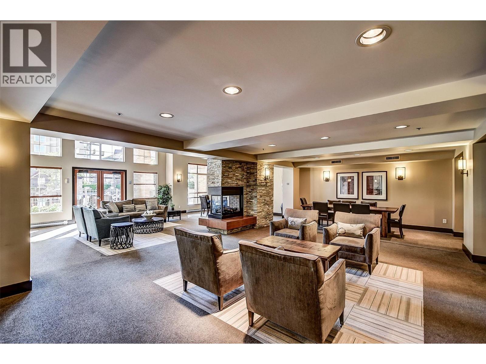 1075 Sunset Drive Unit# 2408, Kelowna, BC - Indoor