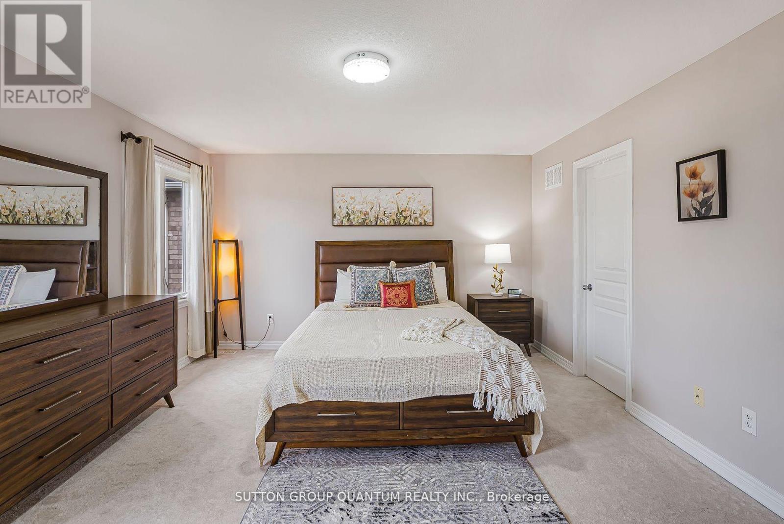 2467 Millstone Drive, Oakville, ON - Indoor Photo Showing Bedroom