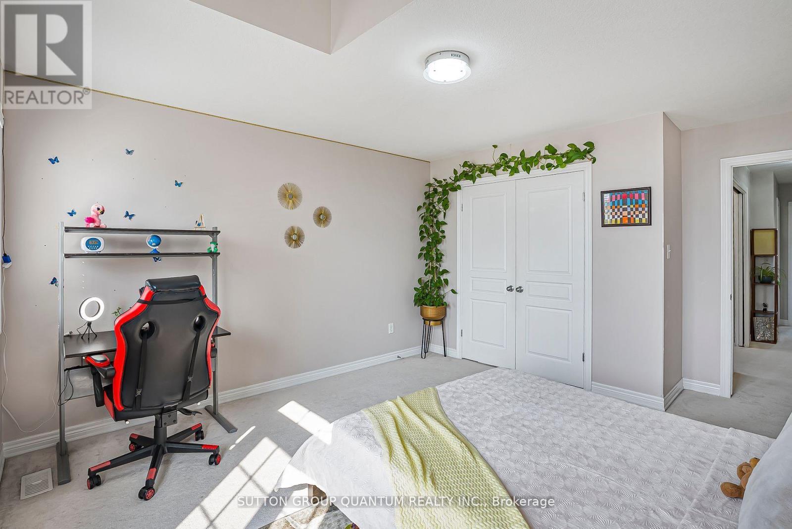 2467 Millstone Drive, Oakville, ON - Indoor