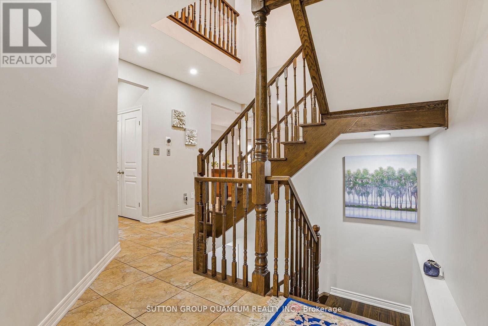 2467 Millstone Drive, Oakville, ON - Indoor Photo Showing Other Room