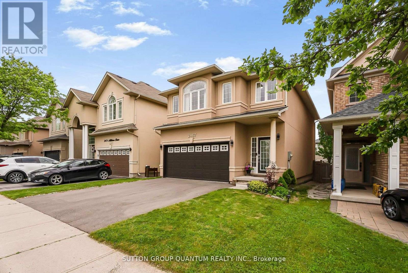 2467 Millstone Drive, Oakville, ON - Outdoor With Facade