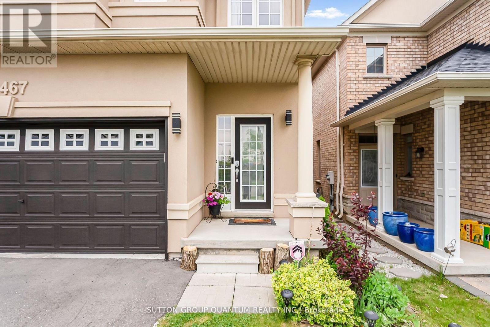 2467 Millstone Drive, Oakville, ON - Outdoor