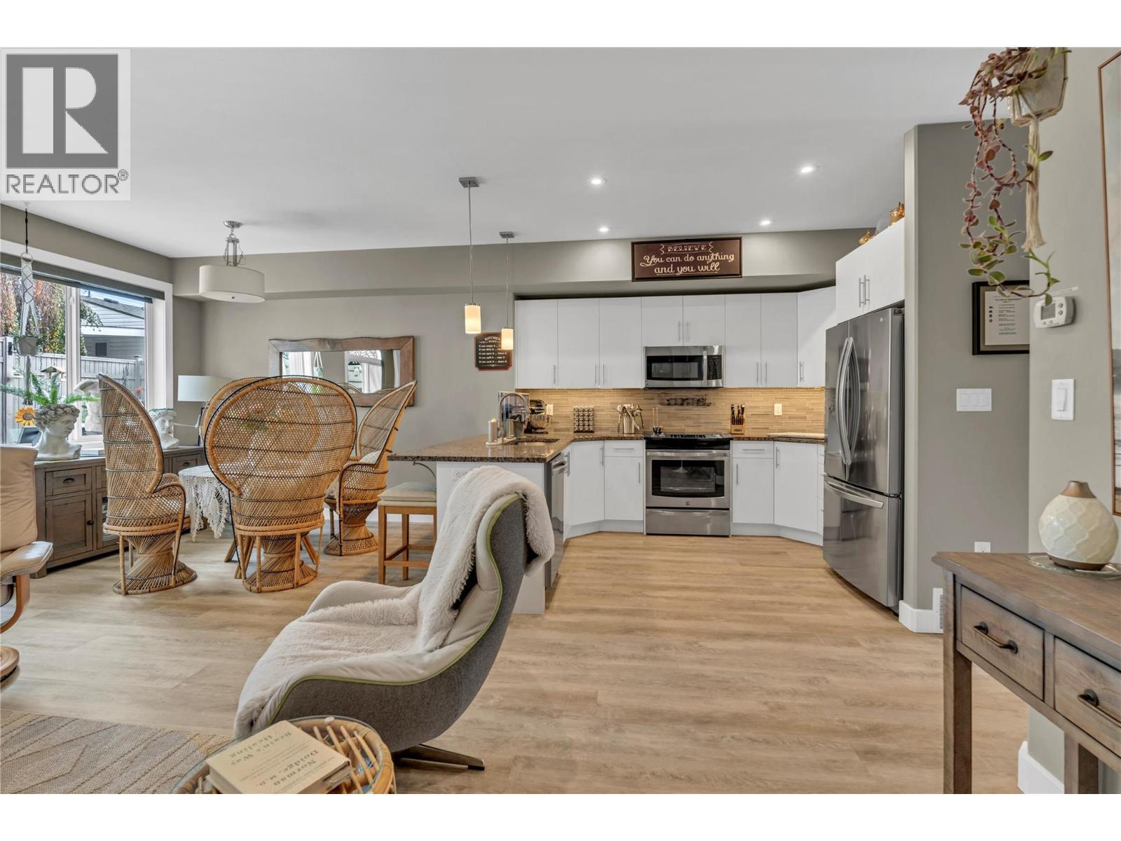 801 Ontario Street Unit# 104, Penticton, BC - Indoor Photo Showing Kitchen With Stainless Steel Kitchen
