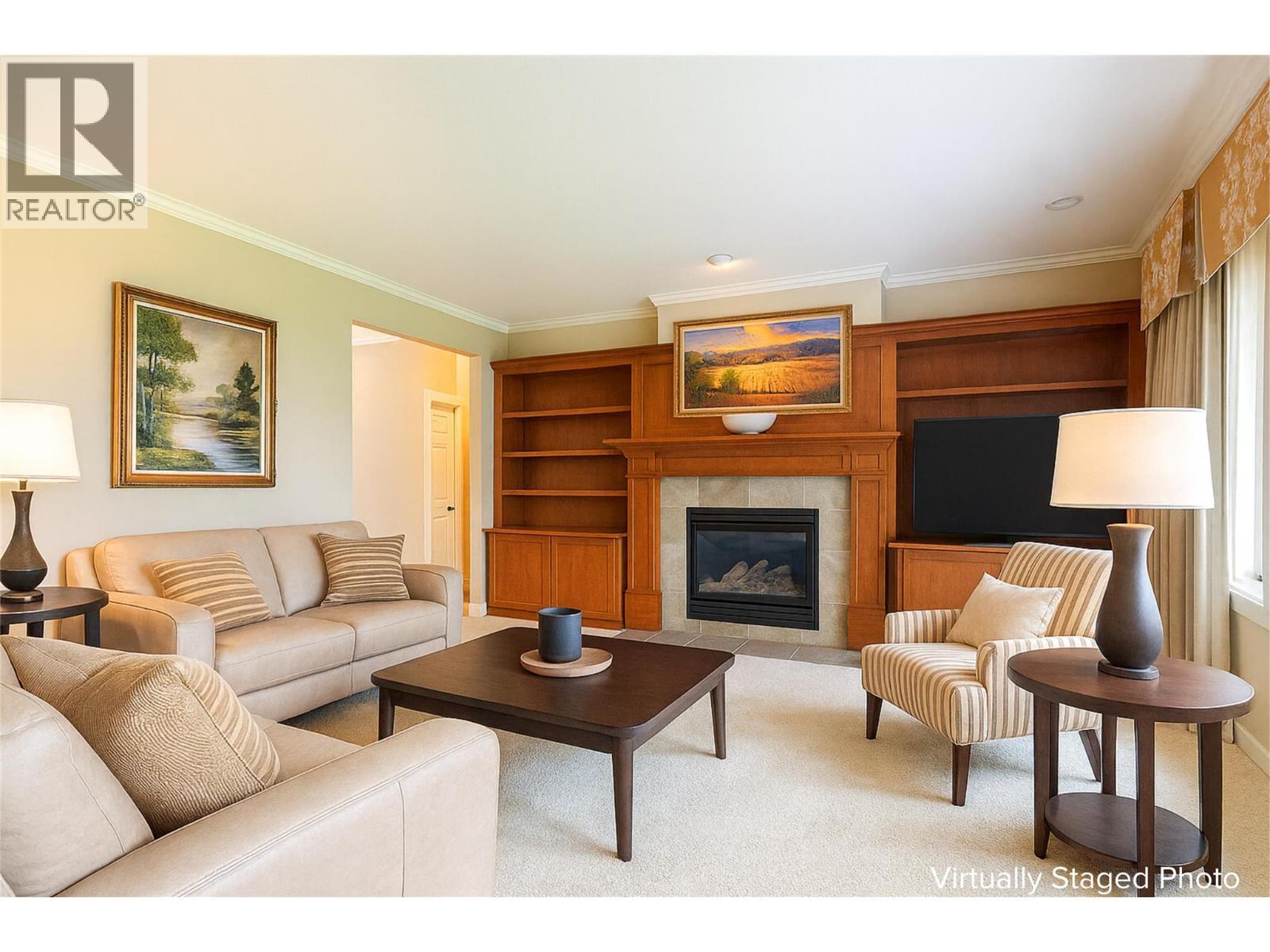 192 Alder Avenue, Kaleden, BC - Indoor Photo Showing Living Room With Fireplace