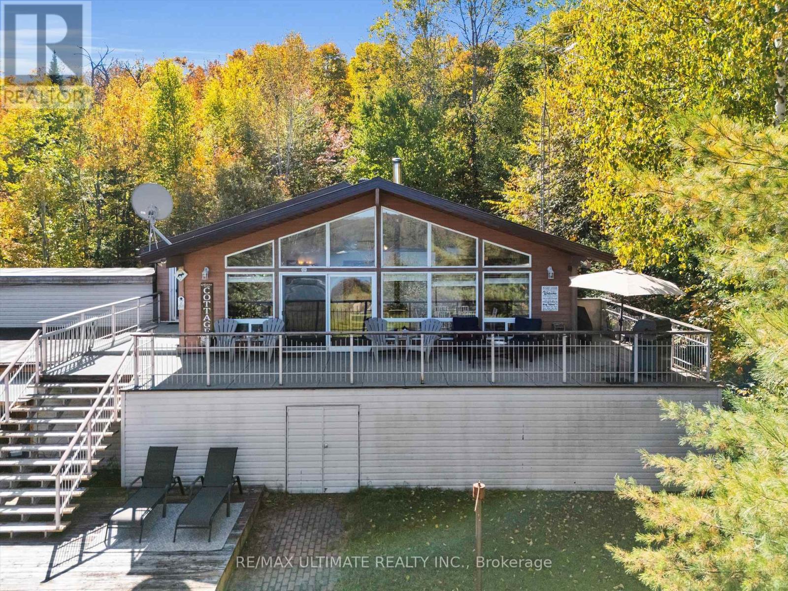 343 Sherwood Drive, Perry, ON - Outdoor With Deck Patio Veranda