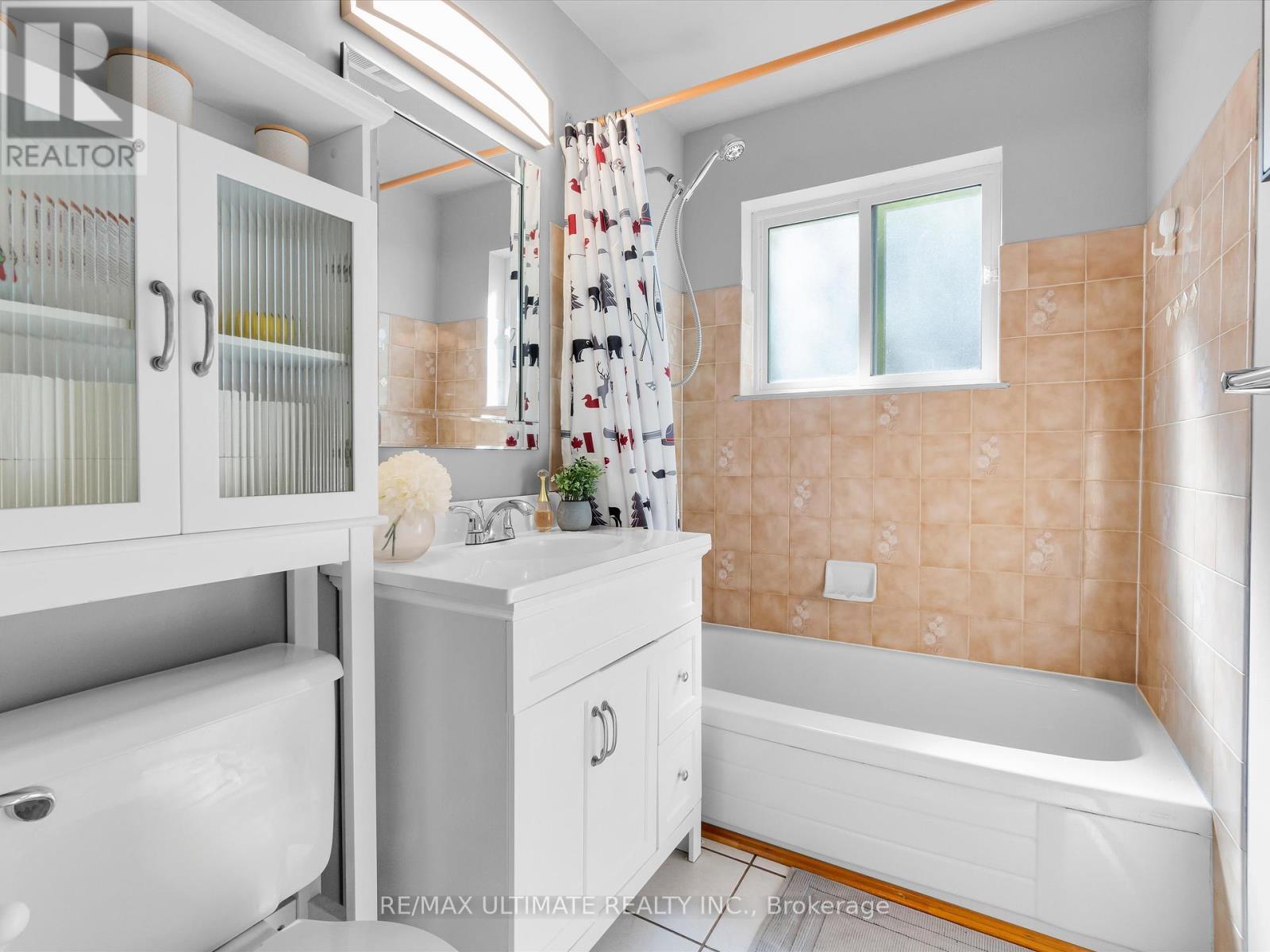 343 Sherwood Drive, Perry, ON - Indoor