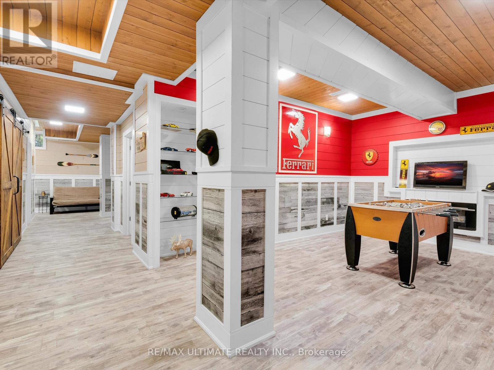 343 Sherwood Drive, Perry, ON - Indoor Photo Showing Other Room