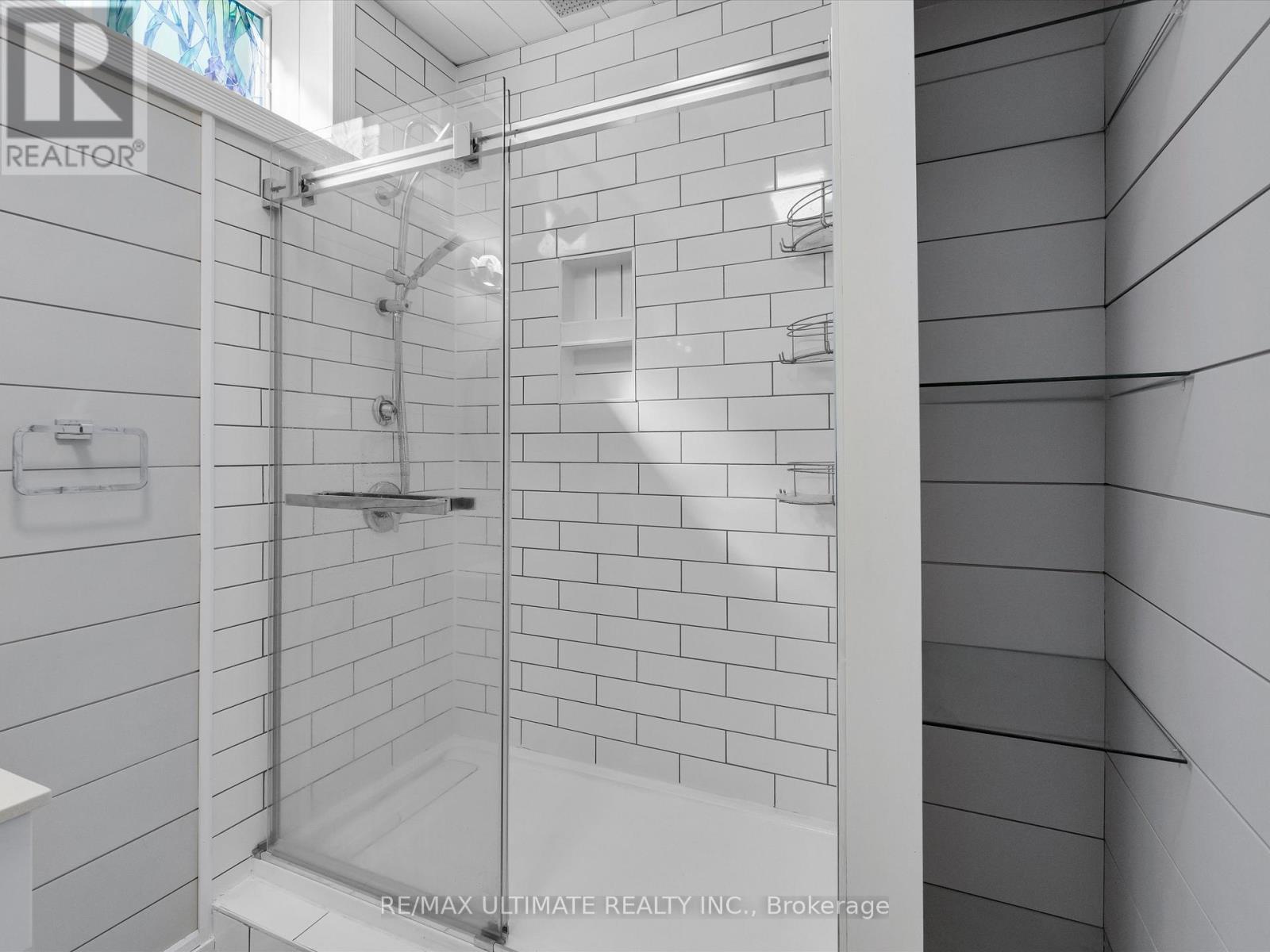 343 Sherwood Drive, Perry, ON - Photo Showing Bathroom