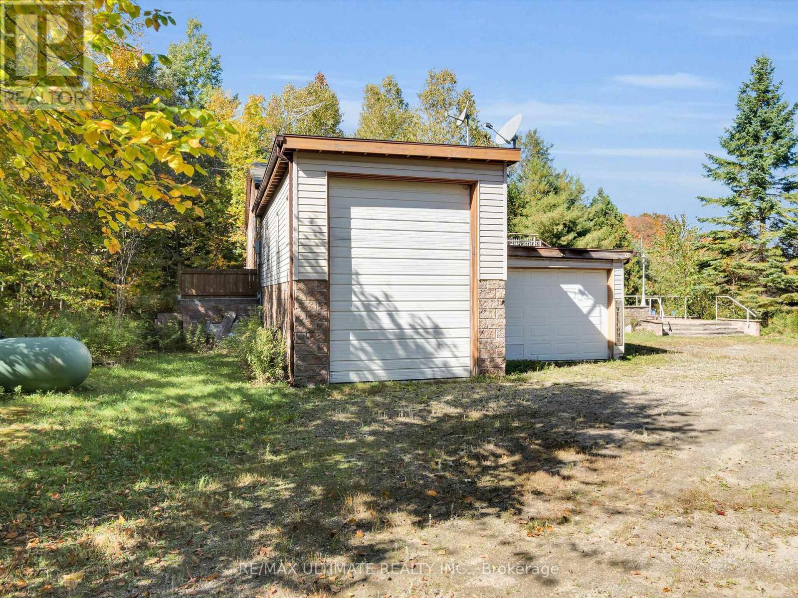 343 Sherwood Drive, Perry, ON - Outdoor